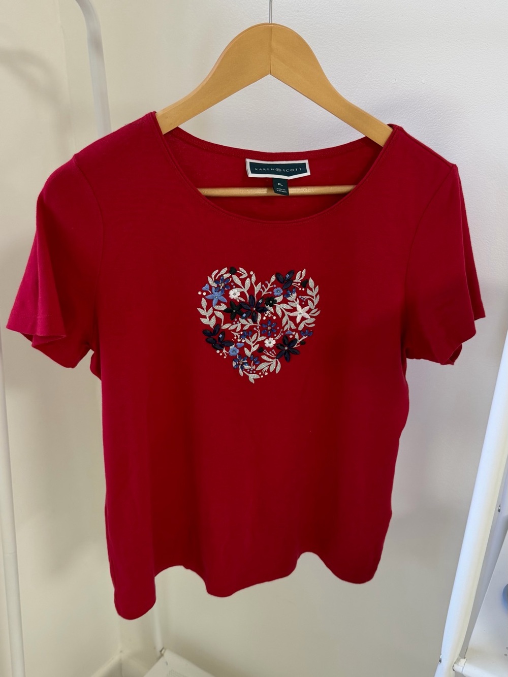 Karen Scott Red Short Sleeve Tee with Floral Heart Motif